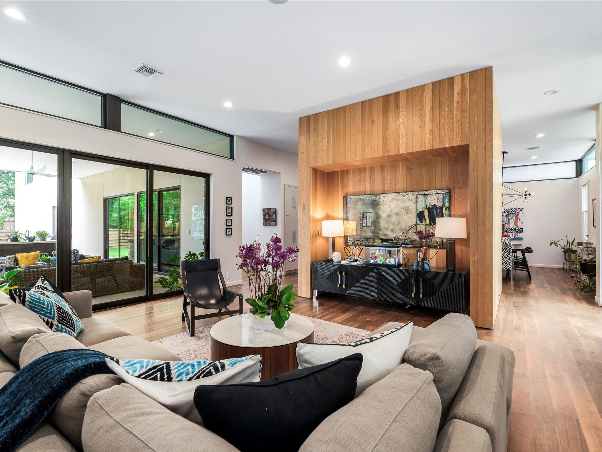 1703 Dexter St, Austin, TX 78704