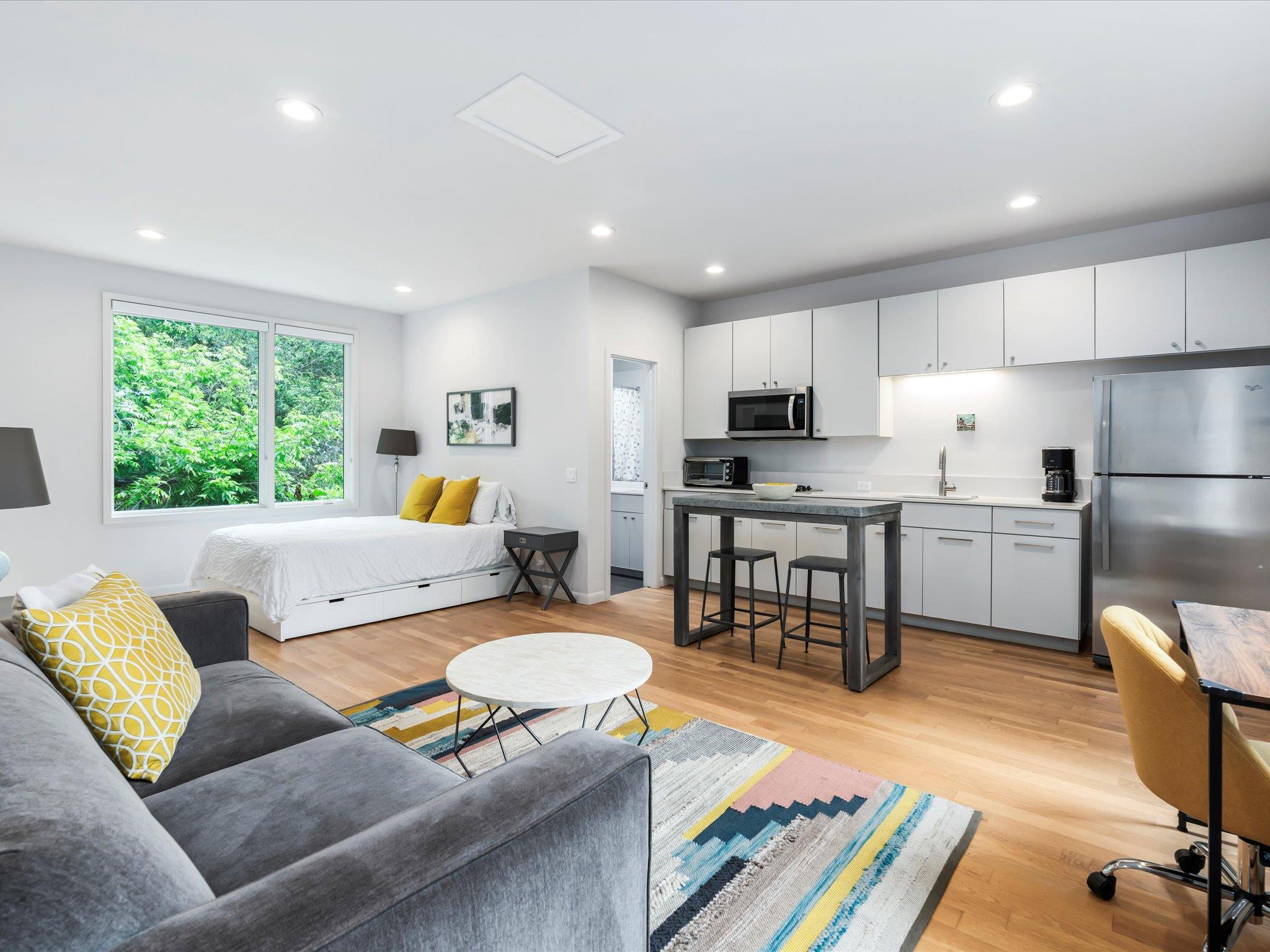 1703 Dexter St, Austin, TX 78704