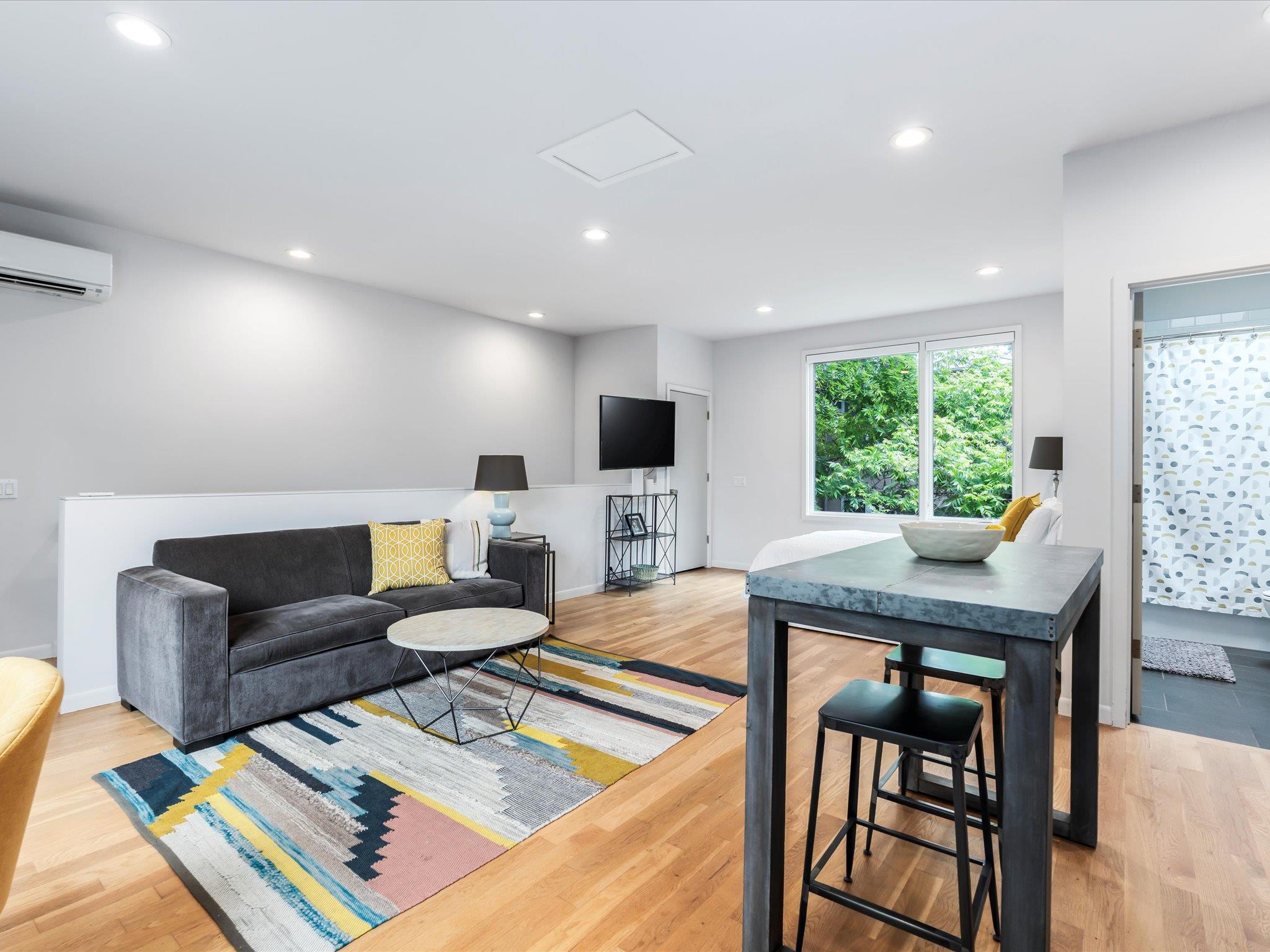 1703 Dexter St, Austin, TX 78704