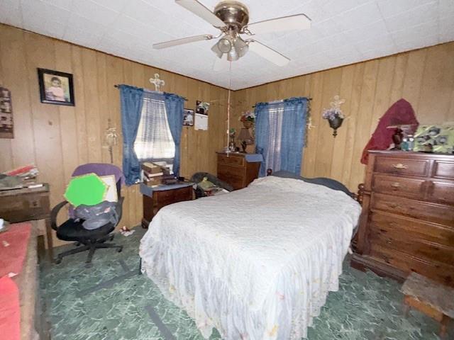 413 SW 1st St, Waelder, TX 78959