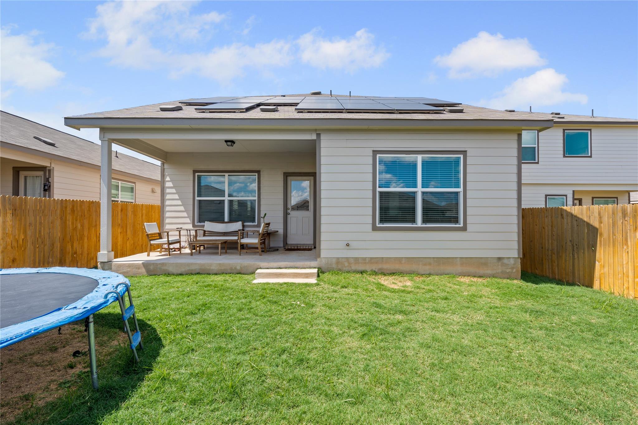 129 Rowdy Yates Way, Jarrell, TX 76537