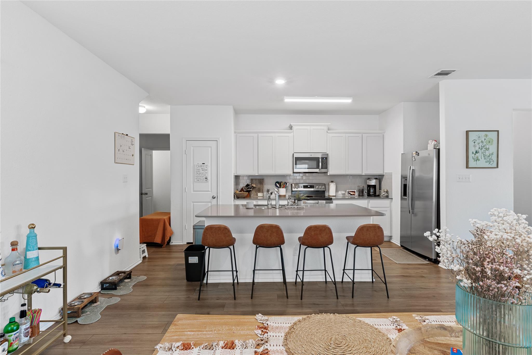 129 Rowdy Yates Way, Jarrell, TX 76537