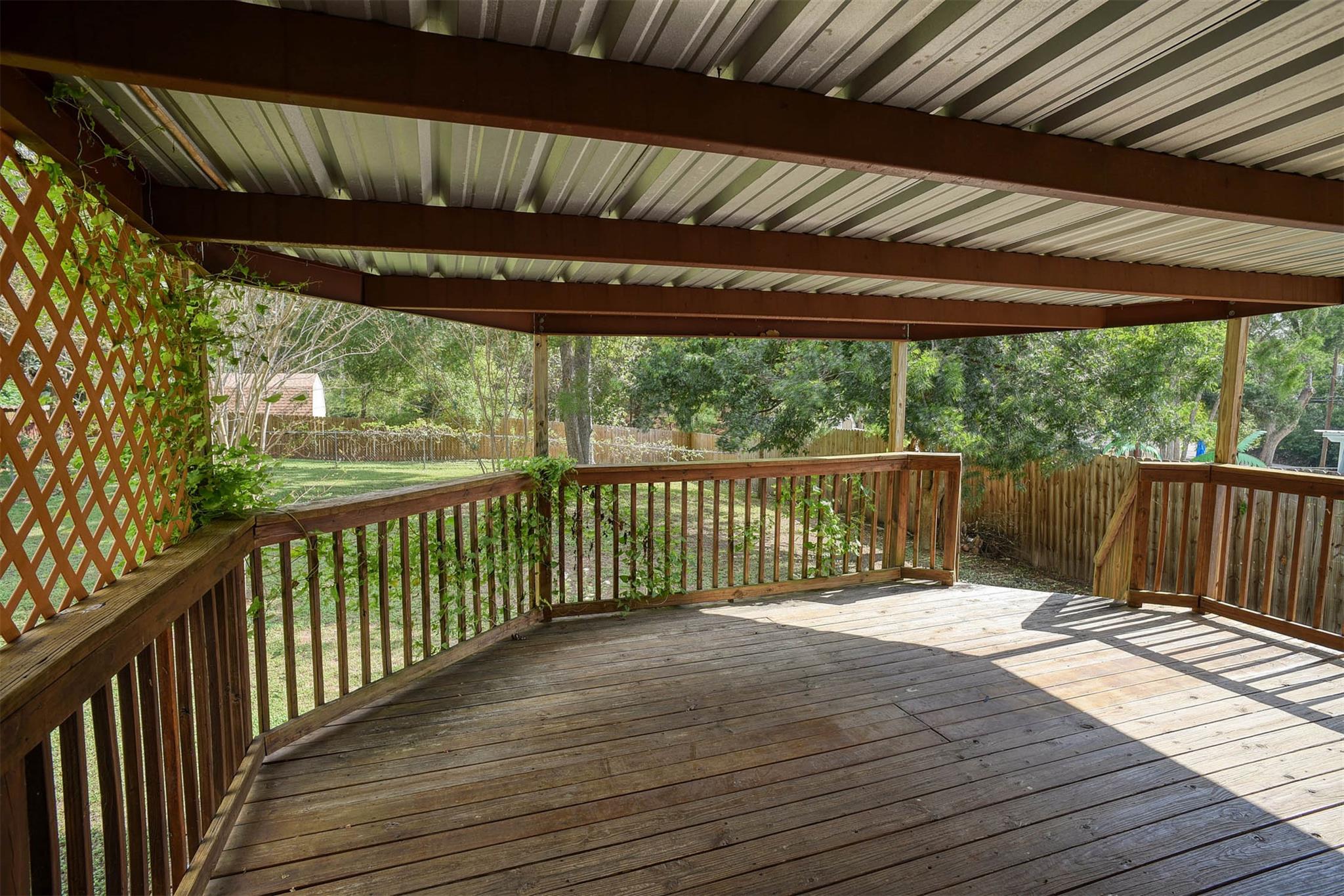 118 Kaneohe Dr, Bastrop, TX 78602