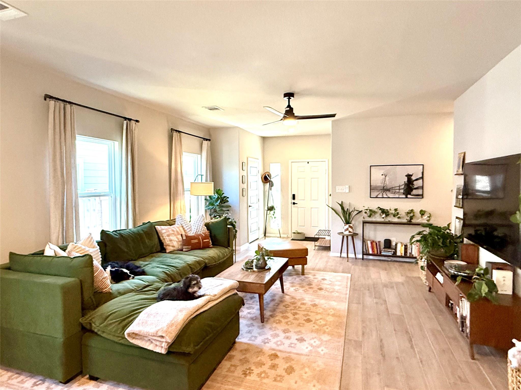 5216 Lomasso Dr, Austin, TX 78747