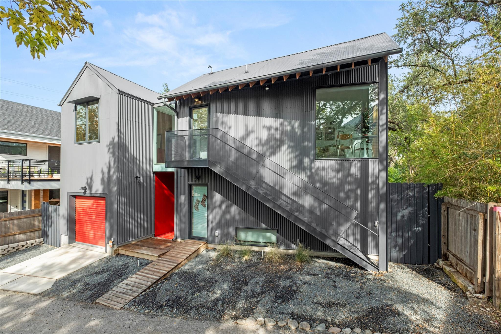 907 W Annie St # 2, Austin, TX 78704