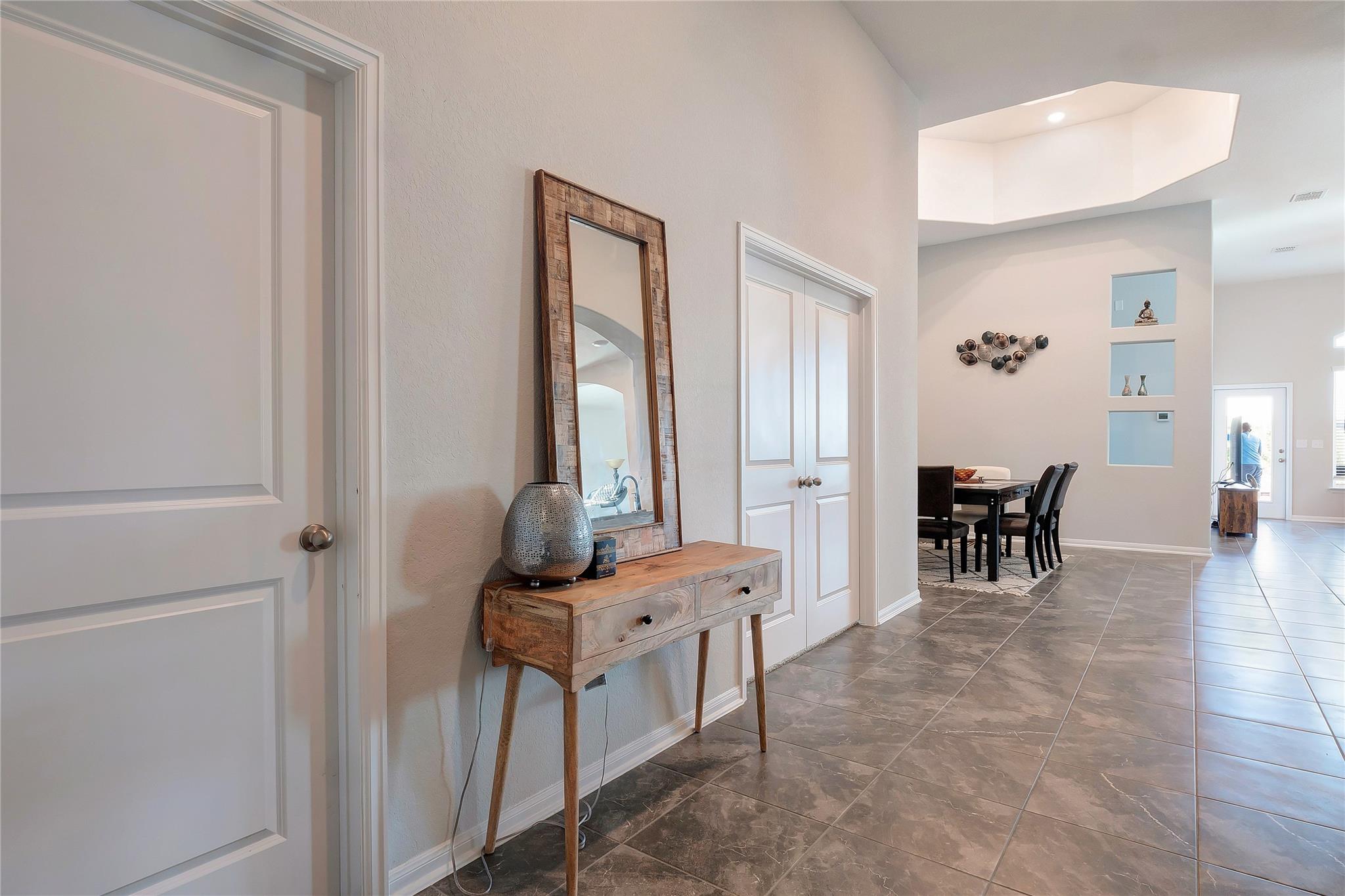 574 Sugar Cane Rd, Buda, TX 78610