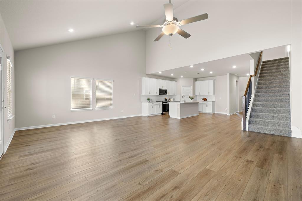 106 Stellers Swoop Dr, Cedar Creek, TX 78612