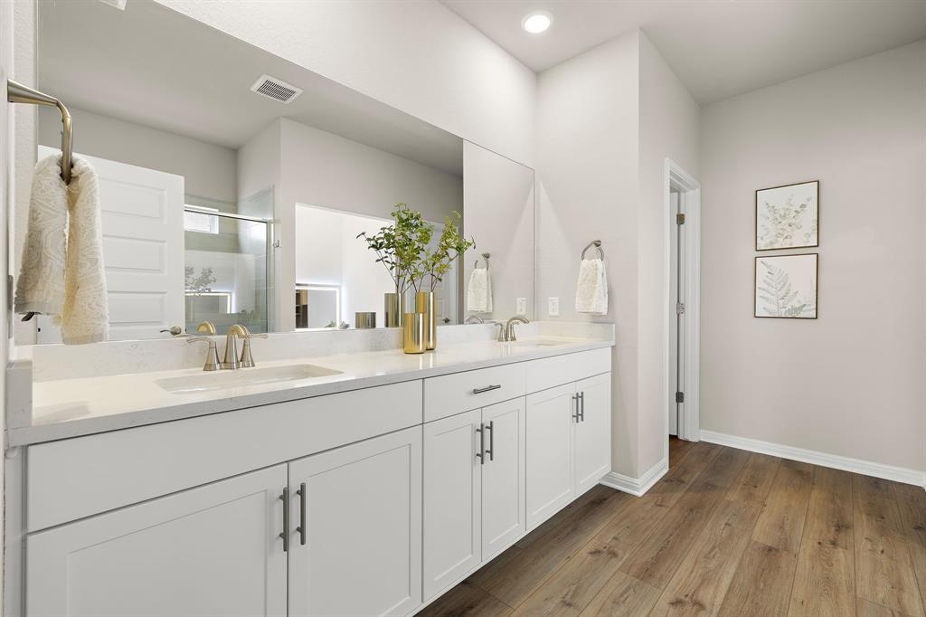 106 Stellers Swoop Dr, Cedar Creek, TX 78612