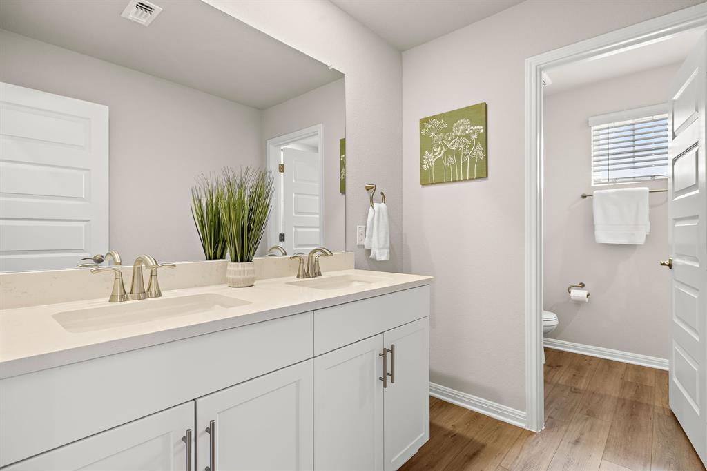 106 Stellers Swoop Dr, Cedar Creek, TX 78612