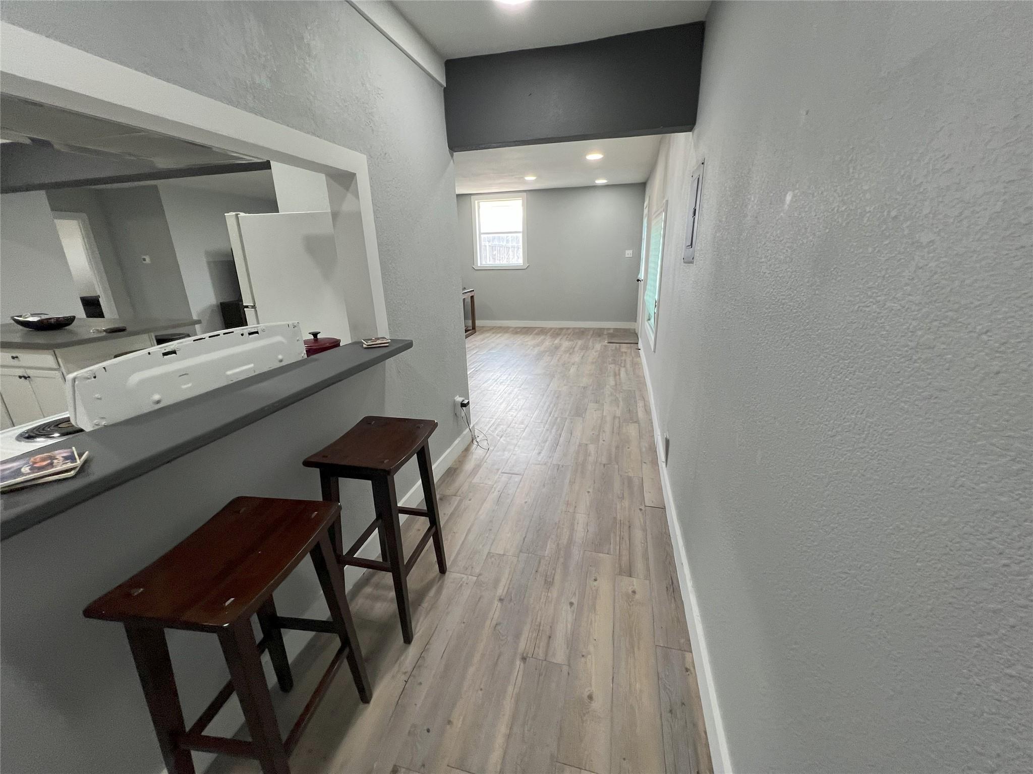 128 Skyview Ter # B, Leander, TX 78641