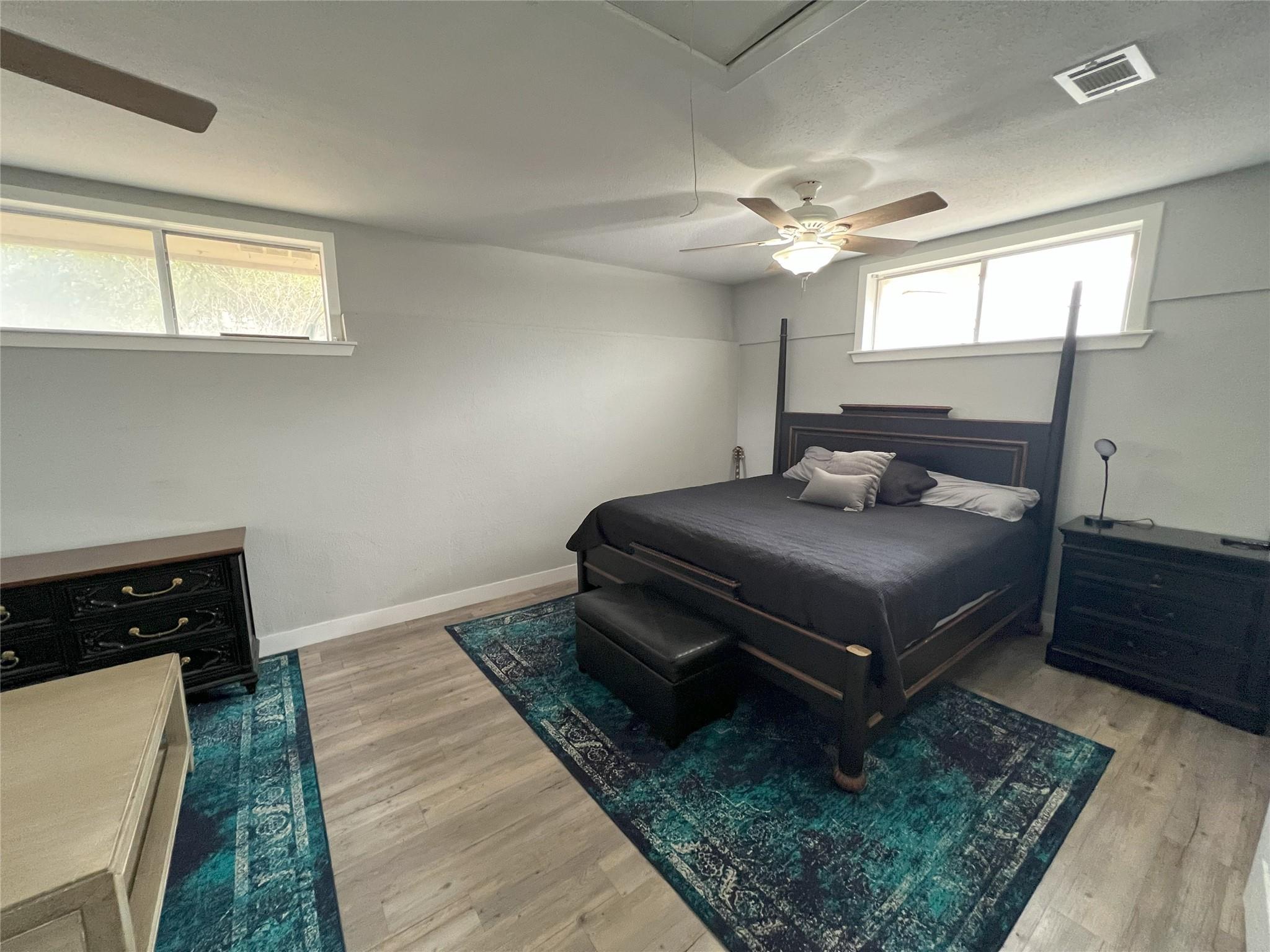 128 Skyview Ter # B, Leander, TX 78641