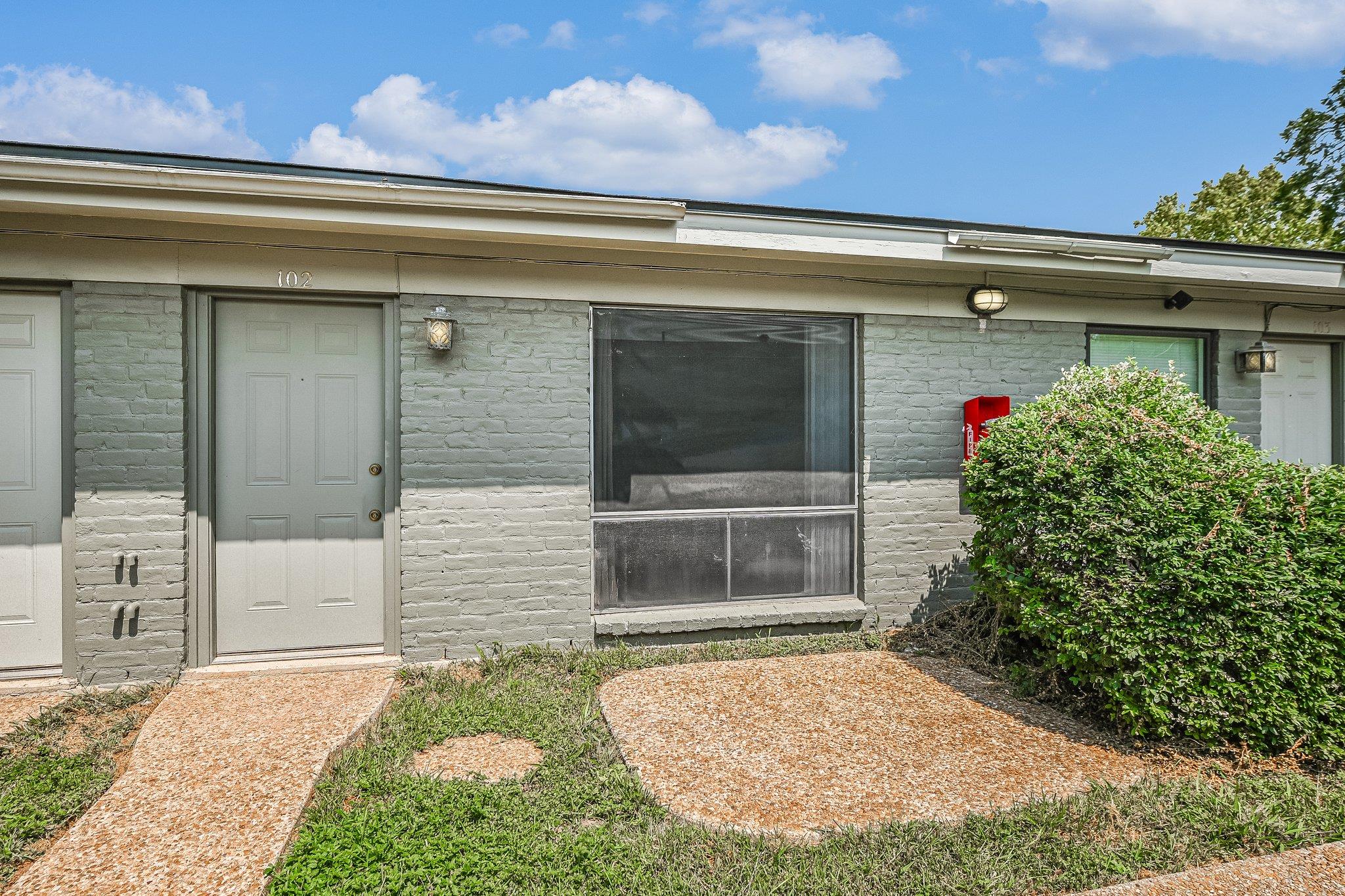 610 W 51 St # 102, Austin, TX 78751