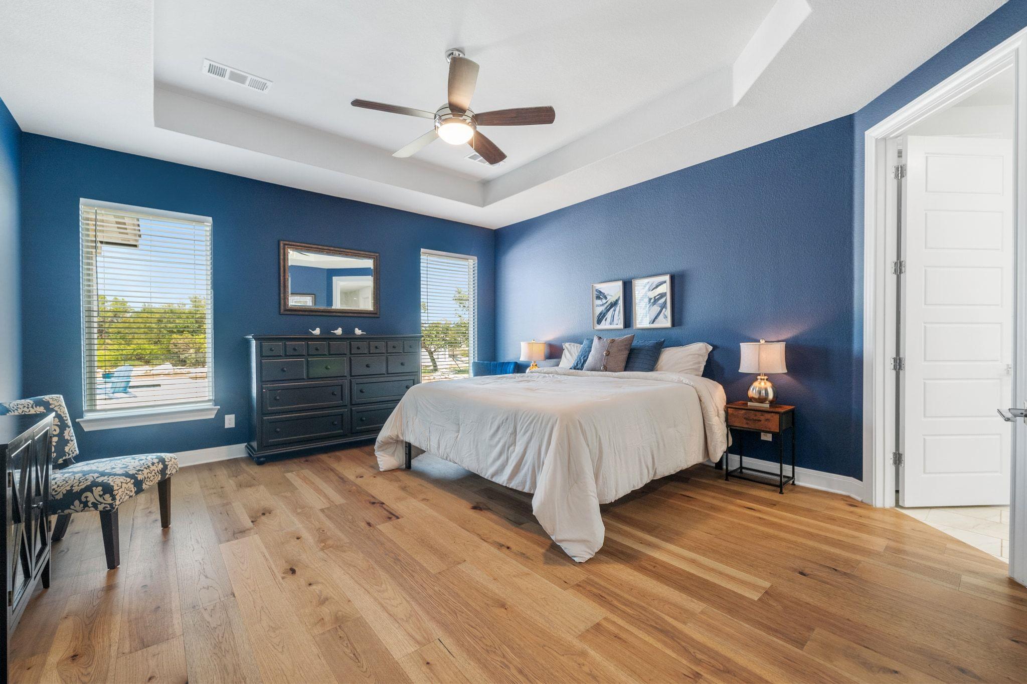 104 Rolling Hills Ct, Spicewood, TX 78669