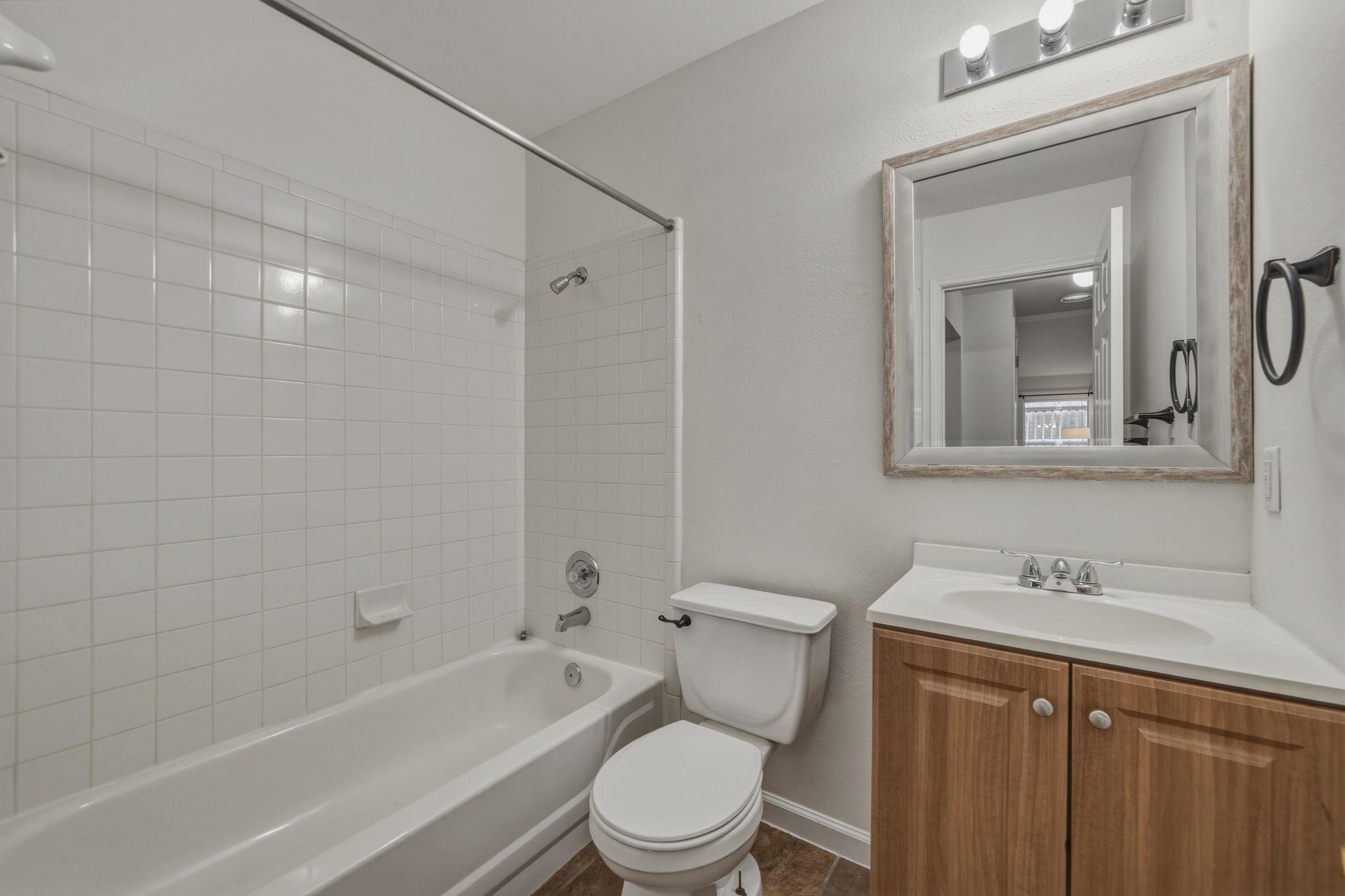 1590 Brandi Cir, Kyle, TX 78640