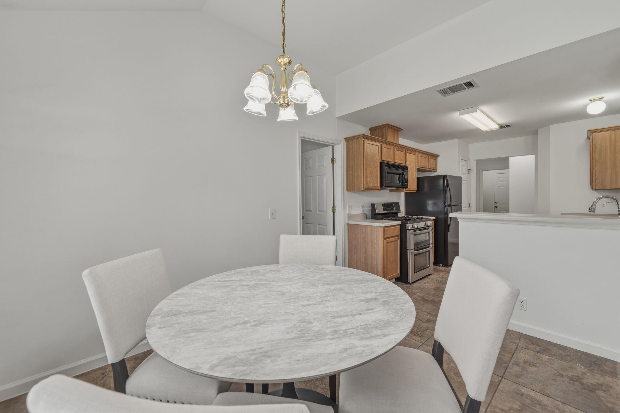 1590 Brandi Cir, Kyle, TX 78640