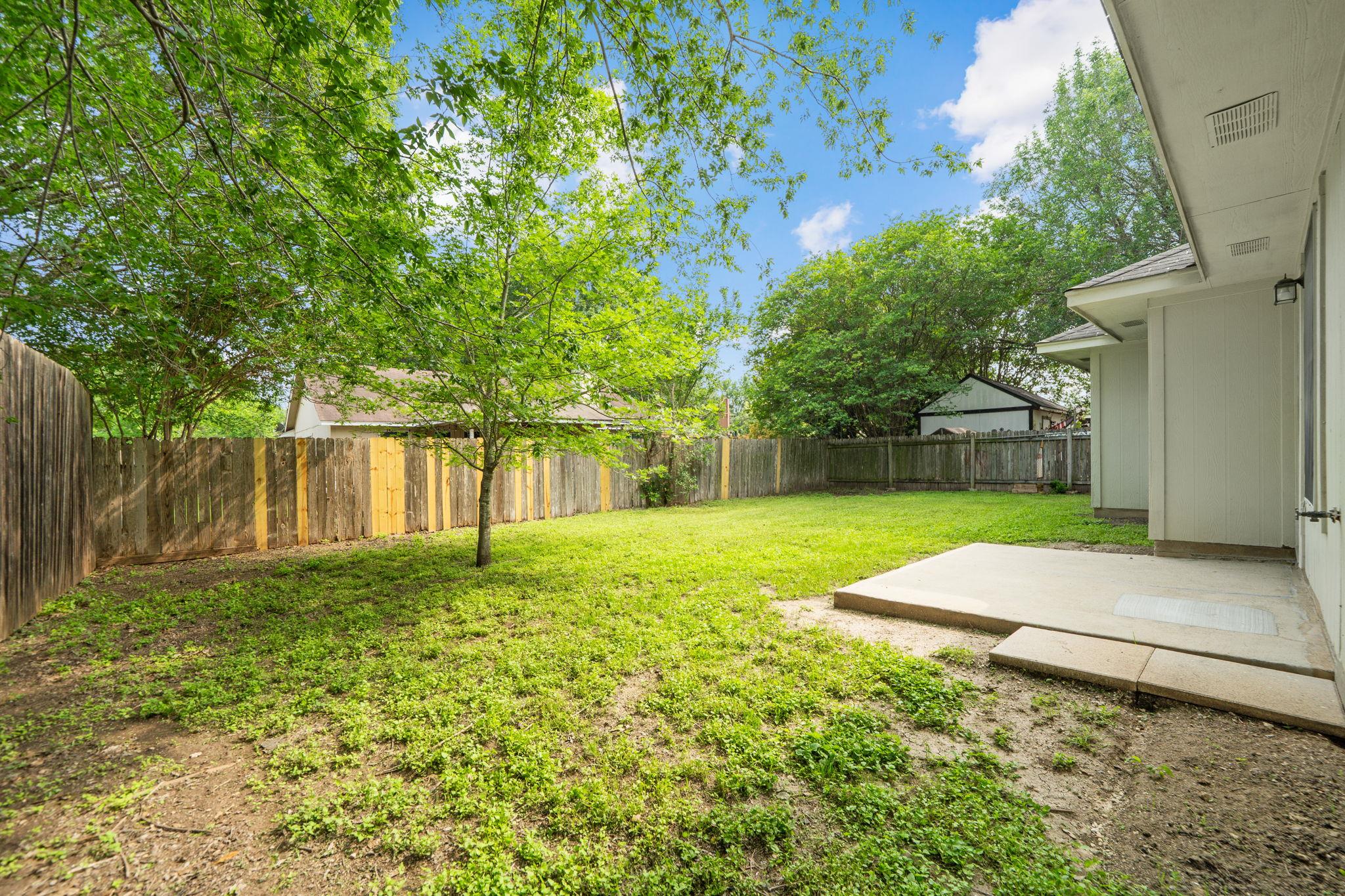 1590 Brandi Cir, Kyle, TX 78640