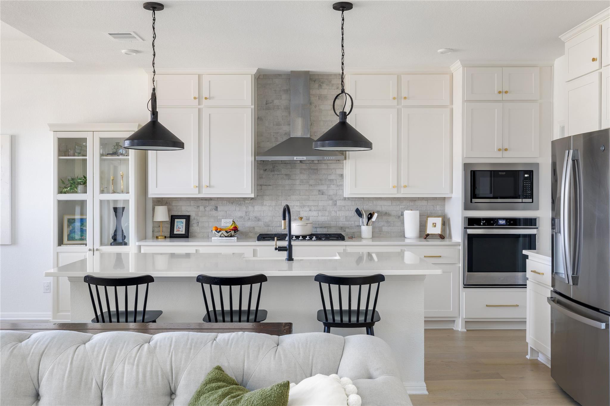 1421 Castalo Ln, Leander, TX 78641