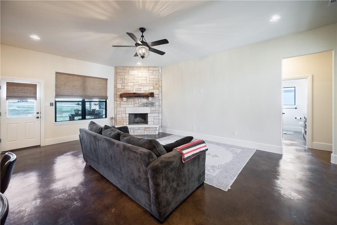 315 Bluestem Cv, Georgetown, TX 78633
