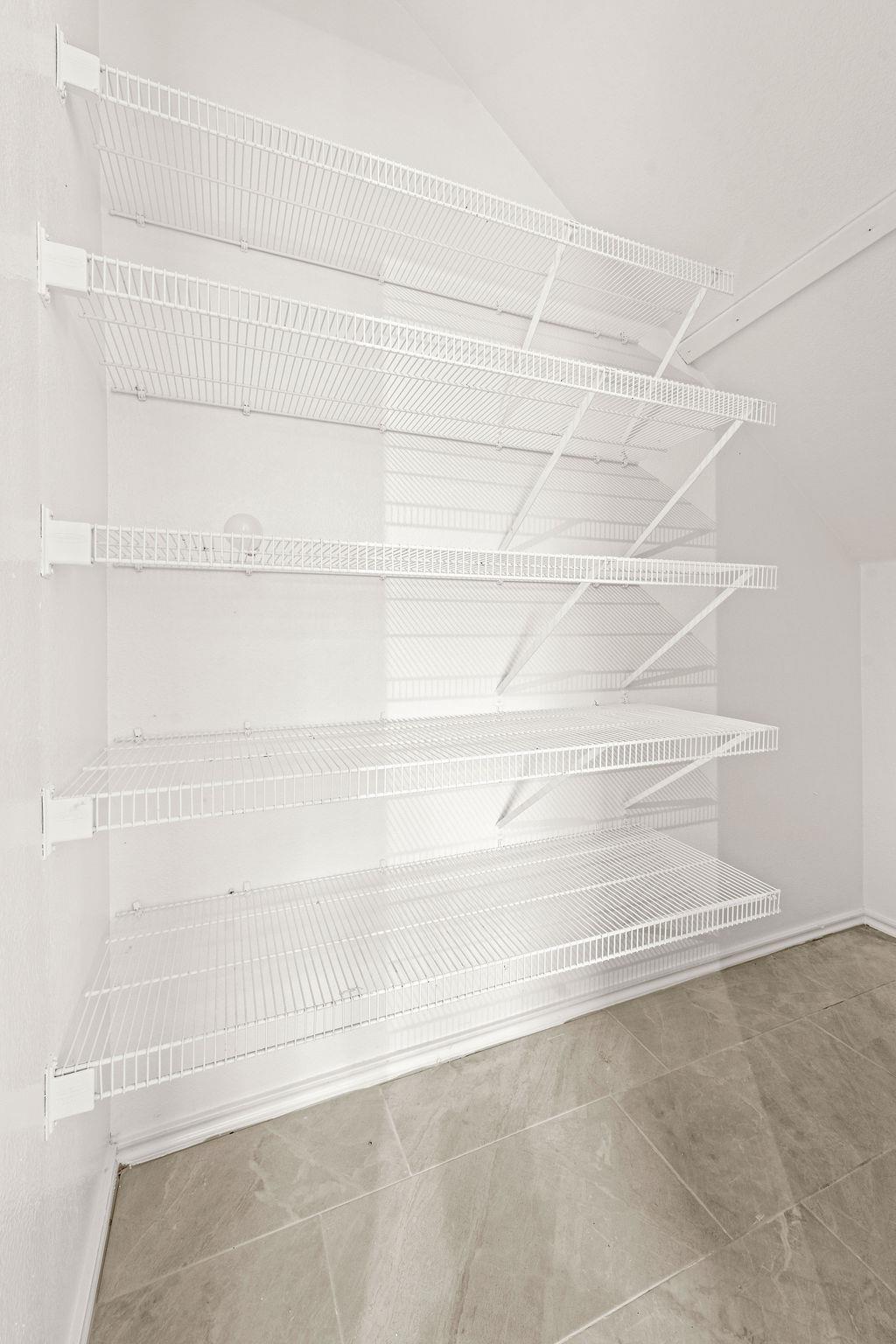 525 Meadow Park Dr, Georgetown, TX 78626