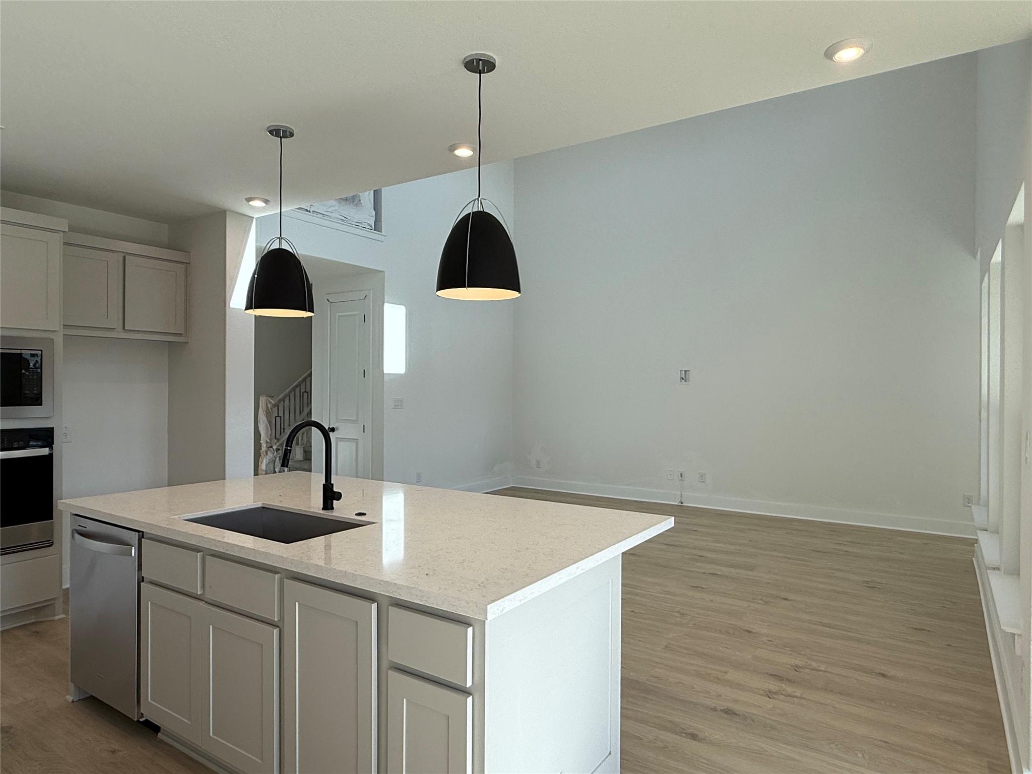 2201 Sarabanda St, Round Rock, TX 78681