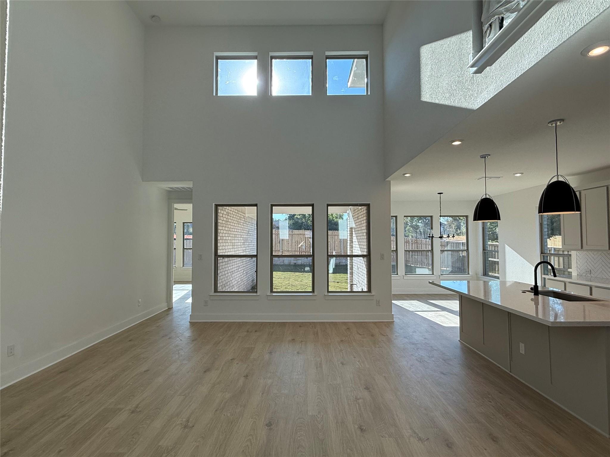 2201 Sarabanda St, Round Rock, TX 78681