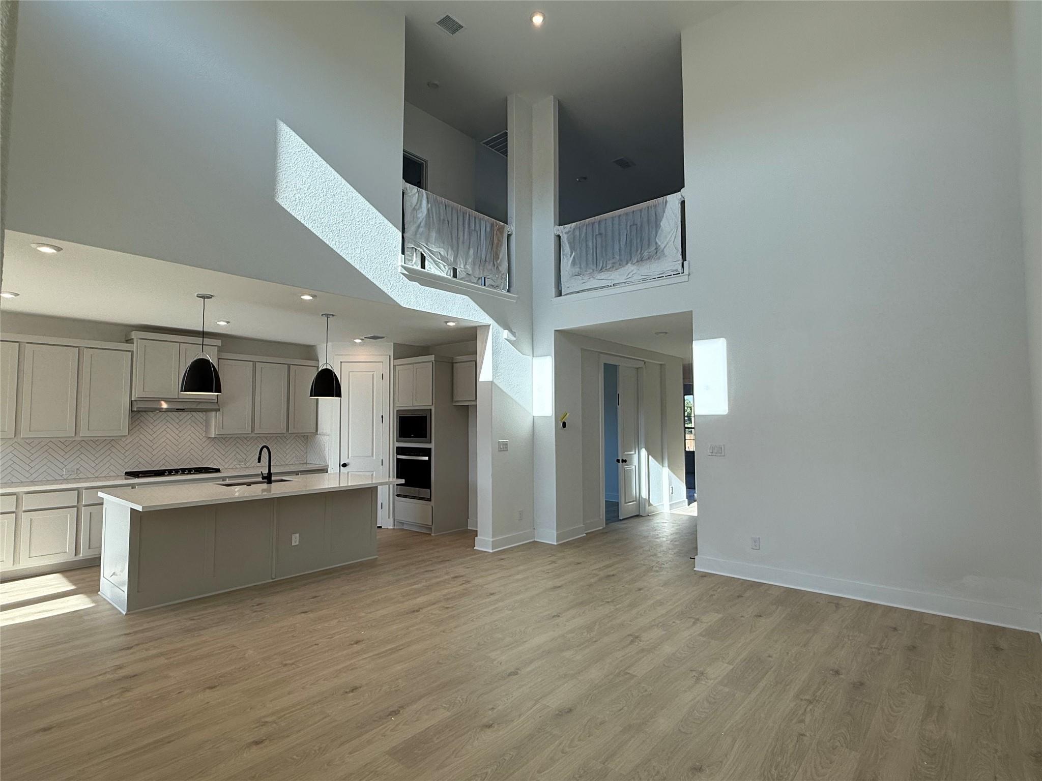 2201 Sarabanda St, Round Rock, TX 78681