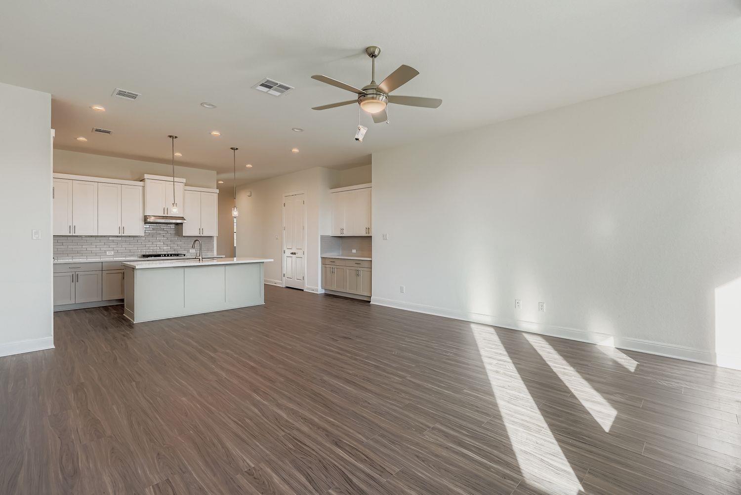 158 Prickly Poppy Loop, Kyle, TX 78640