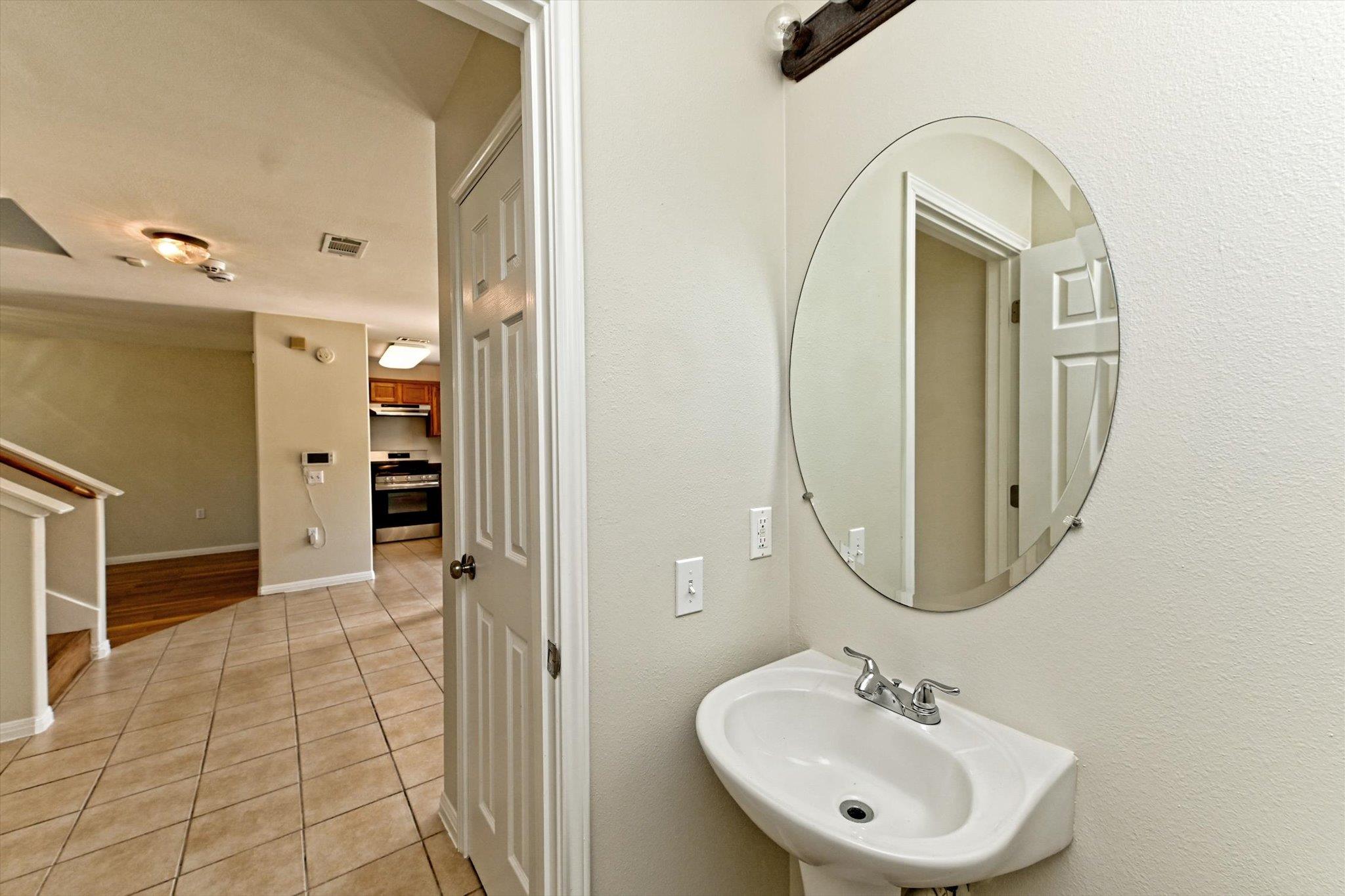 6001 Perlita, Austin, TX 78724