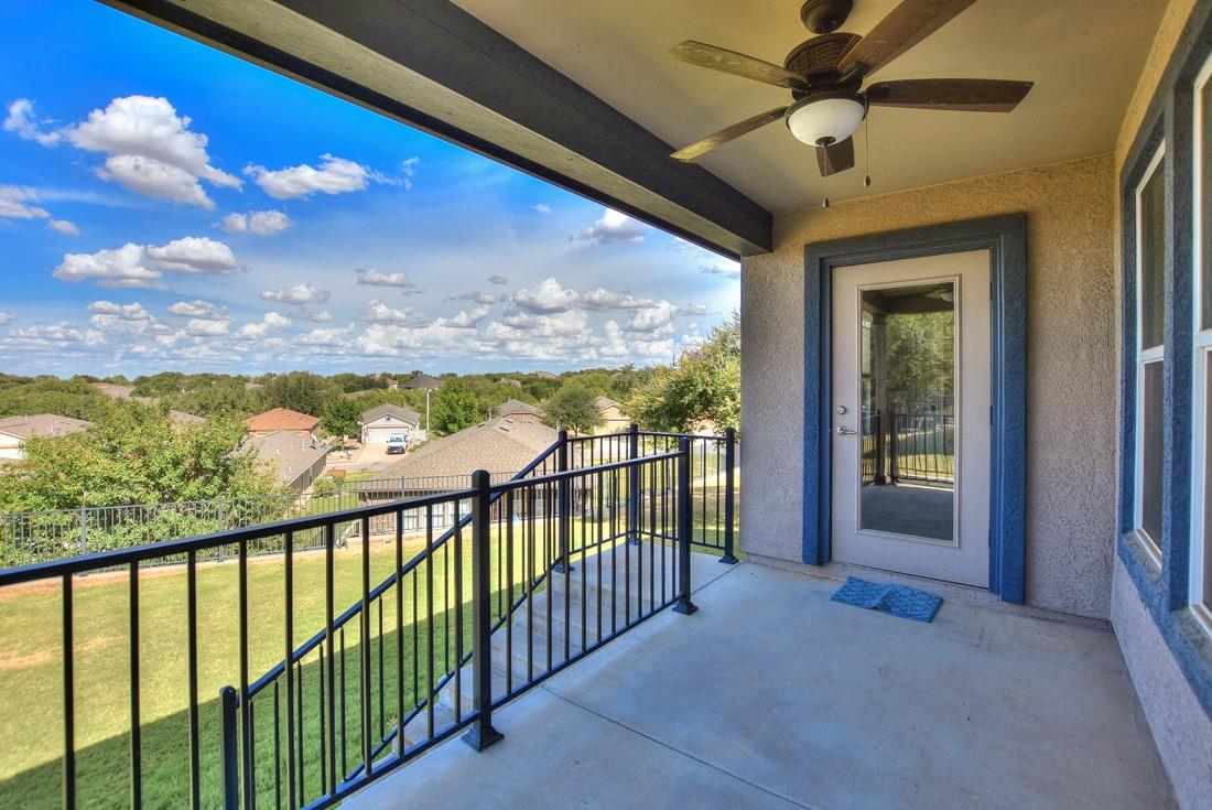 106 Kickapoo Creek Ln, Georgetown, TX 78633