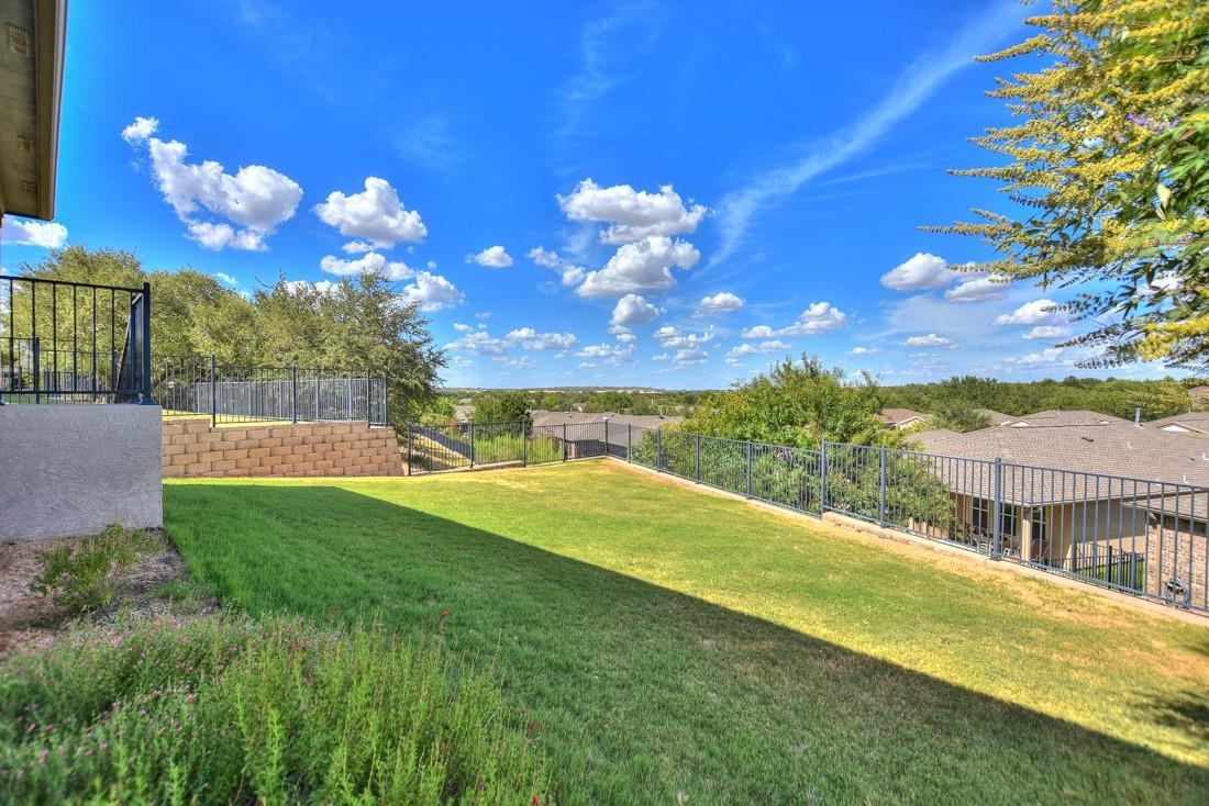 106 Kickapoo Creek Ln, Georgetown, TX 78633
