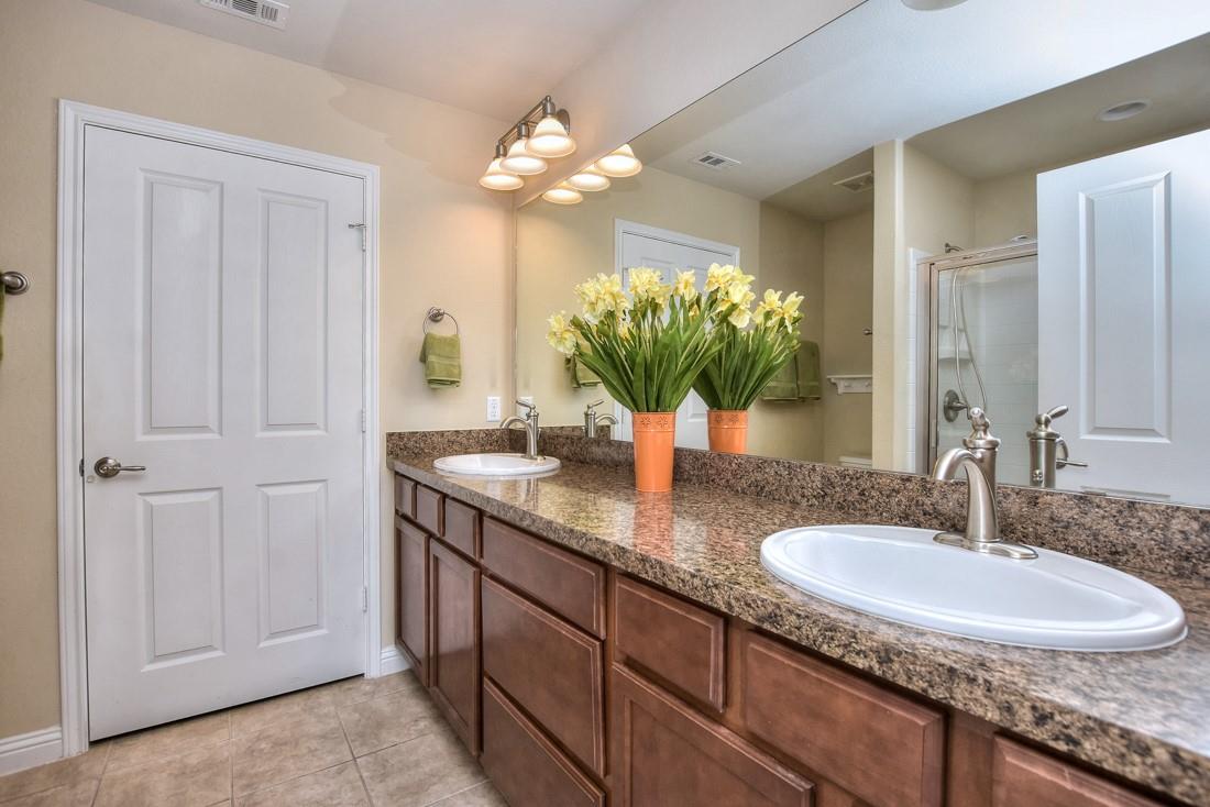 106 Kickapoo Creek Ln, Georgetown, TX 78633