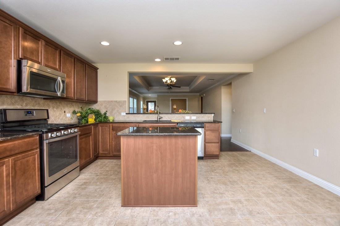 106 Kickapoo Creek Ln, Georgetown, TX 78633