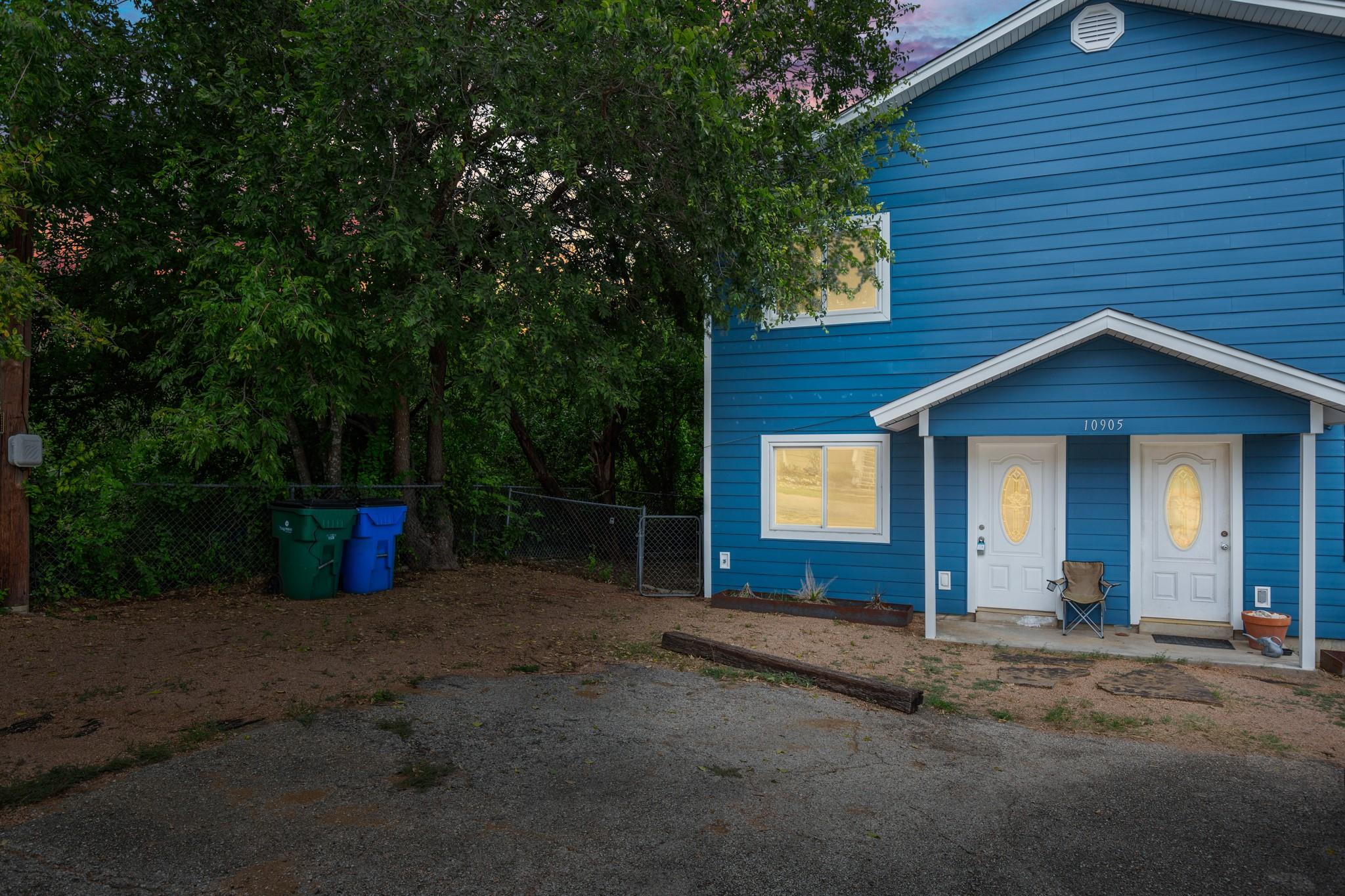 10905 Elm St, Jonestown, TX 78645