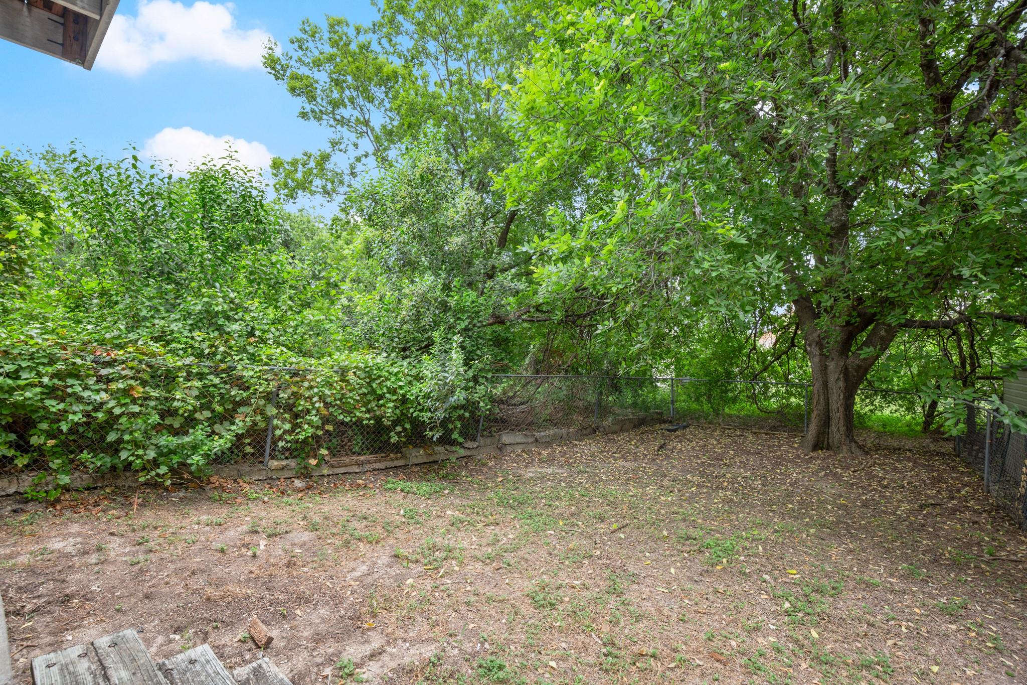 10905 Elm St, Jonestown, TX 78645