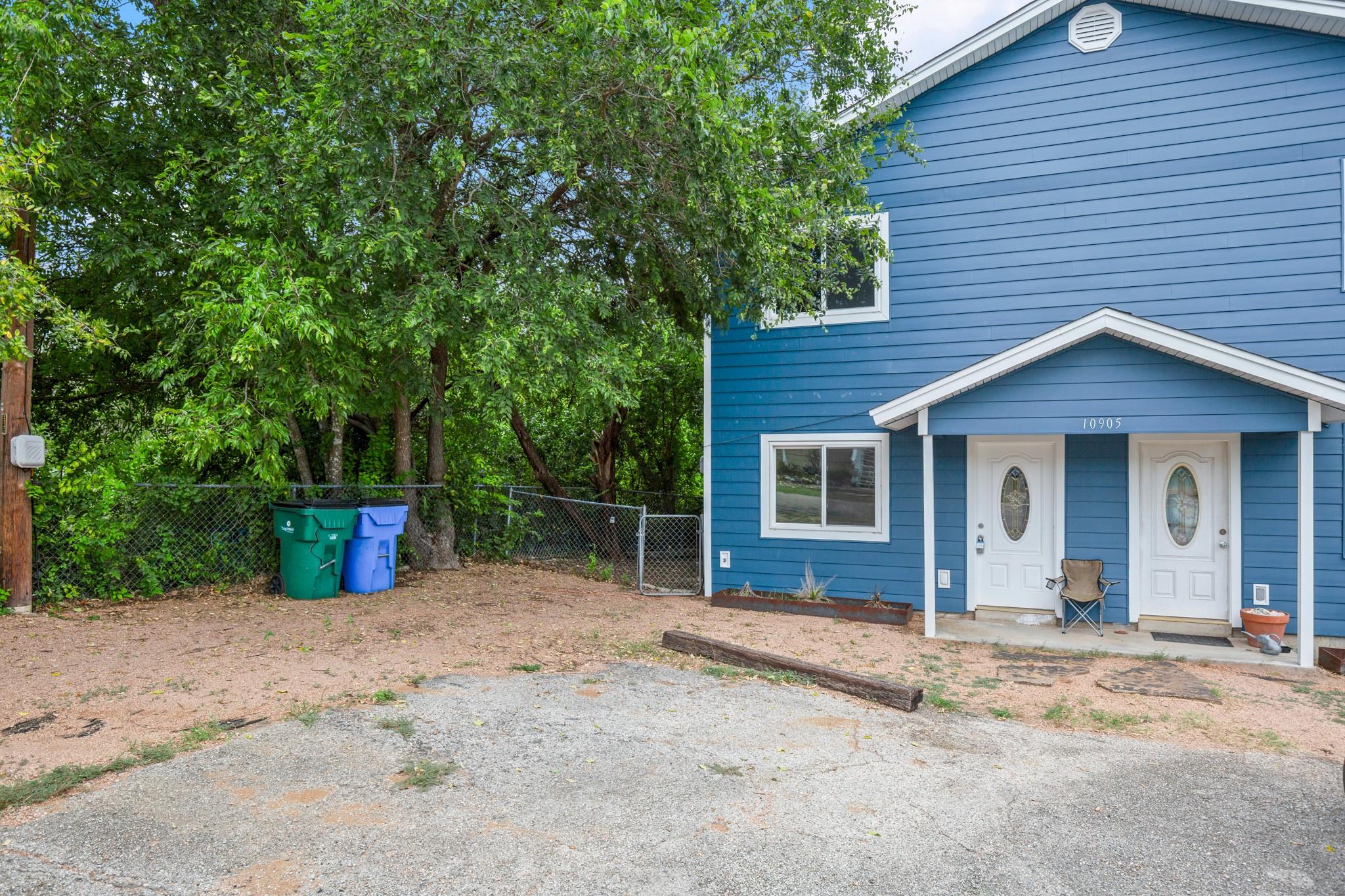 10905 Elm St, Jonestown, TX 78645