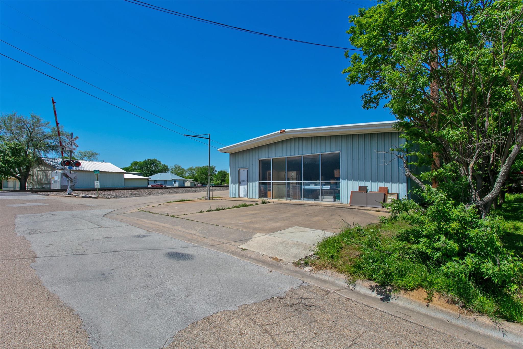 912 W Alligator Street St, Caldwell, TX 77836