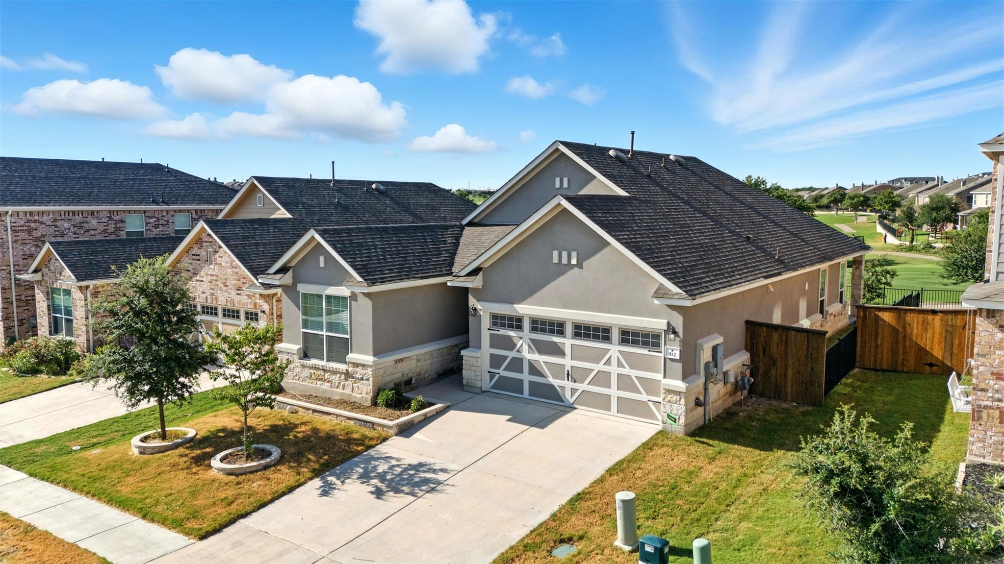 512 Lady Swiss Ln, Hutto, TX 78634