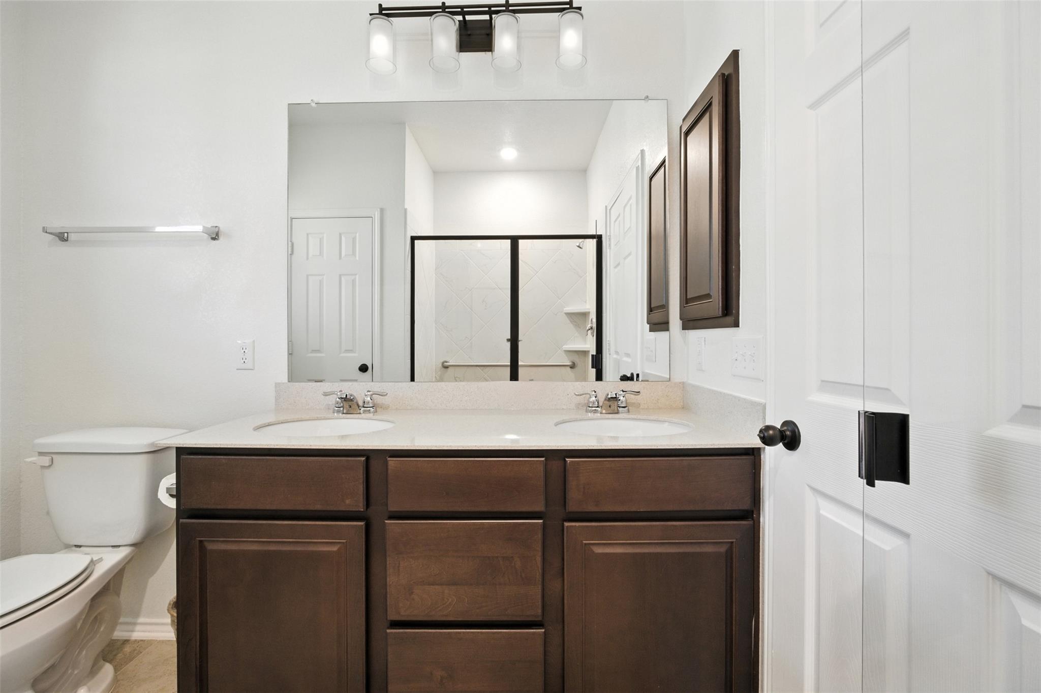 512 Lady Swiss Ln, Hutto, TX 78634