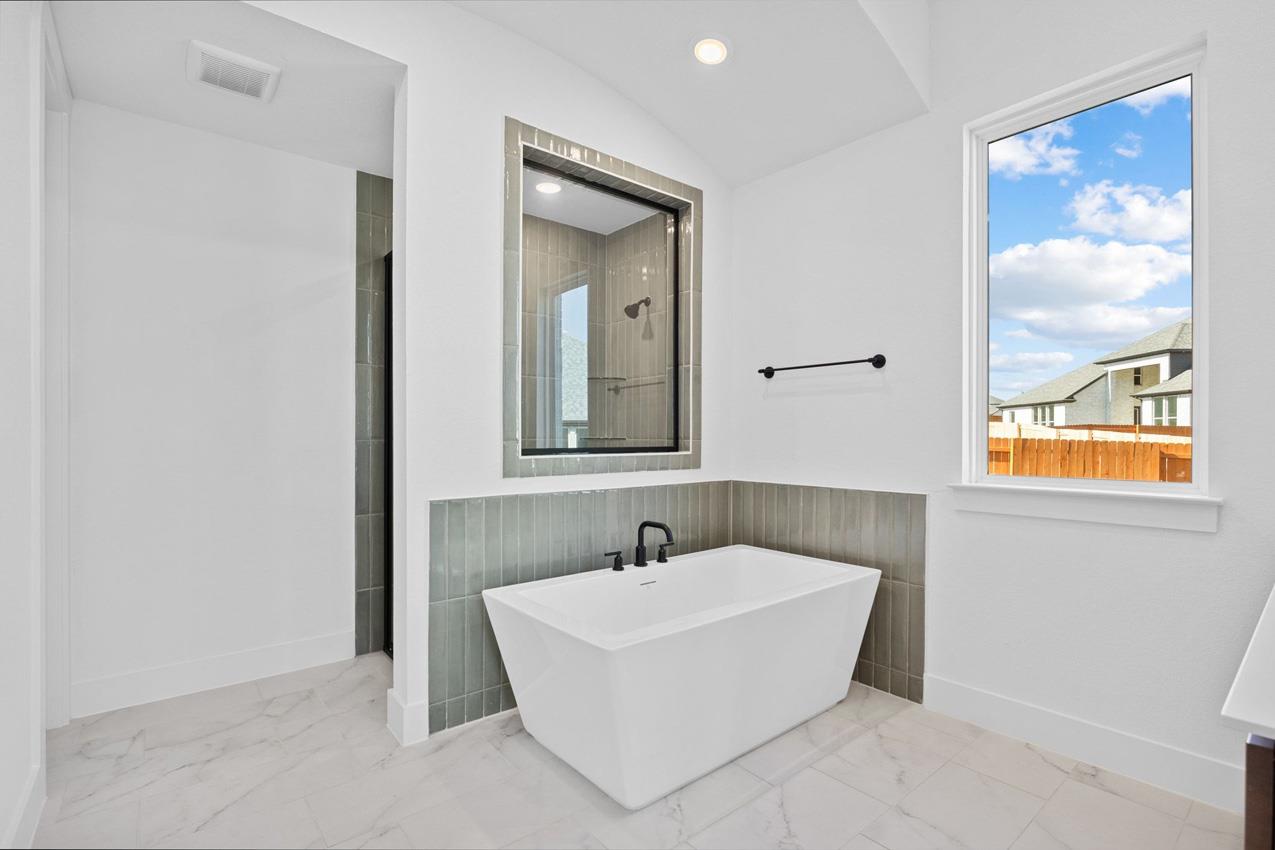 506 Luttrell Ln, Liberty Hill, TX 78642