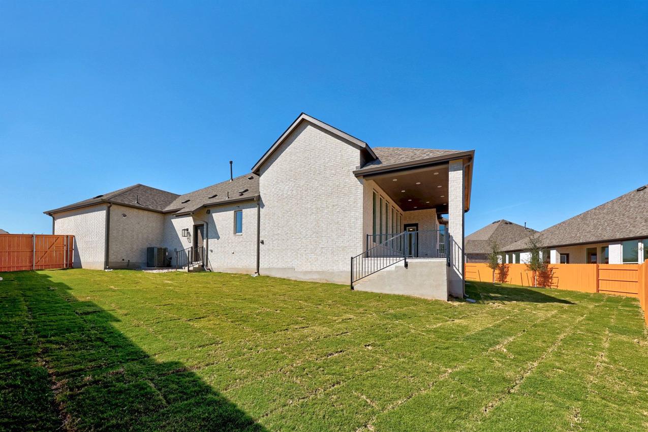 506 Luttrell Ln, Liberty Hill, TX 78642