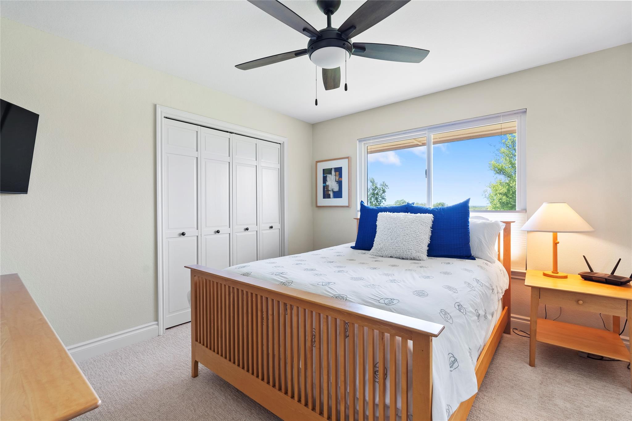 2055 County Road 284, Liberty Hill, TX 78642