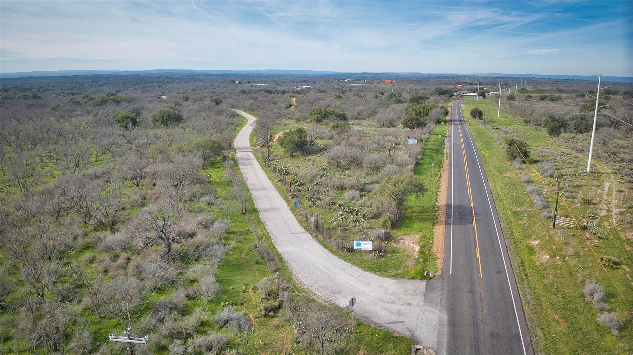701 CR 316, Llano, TX 78643