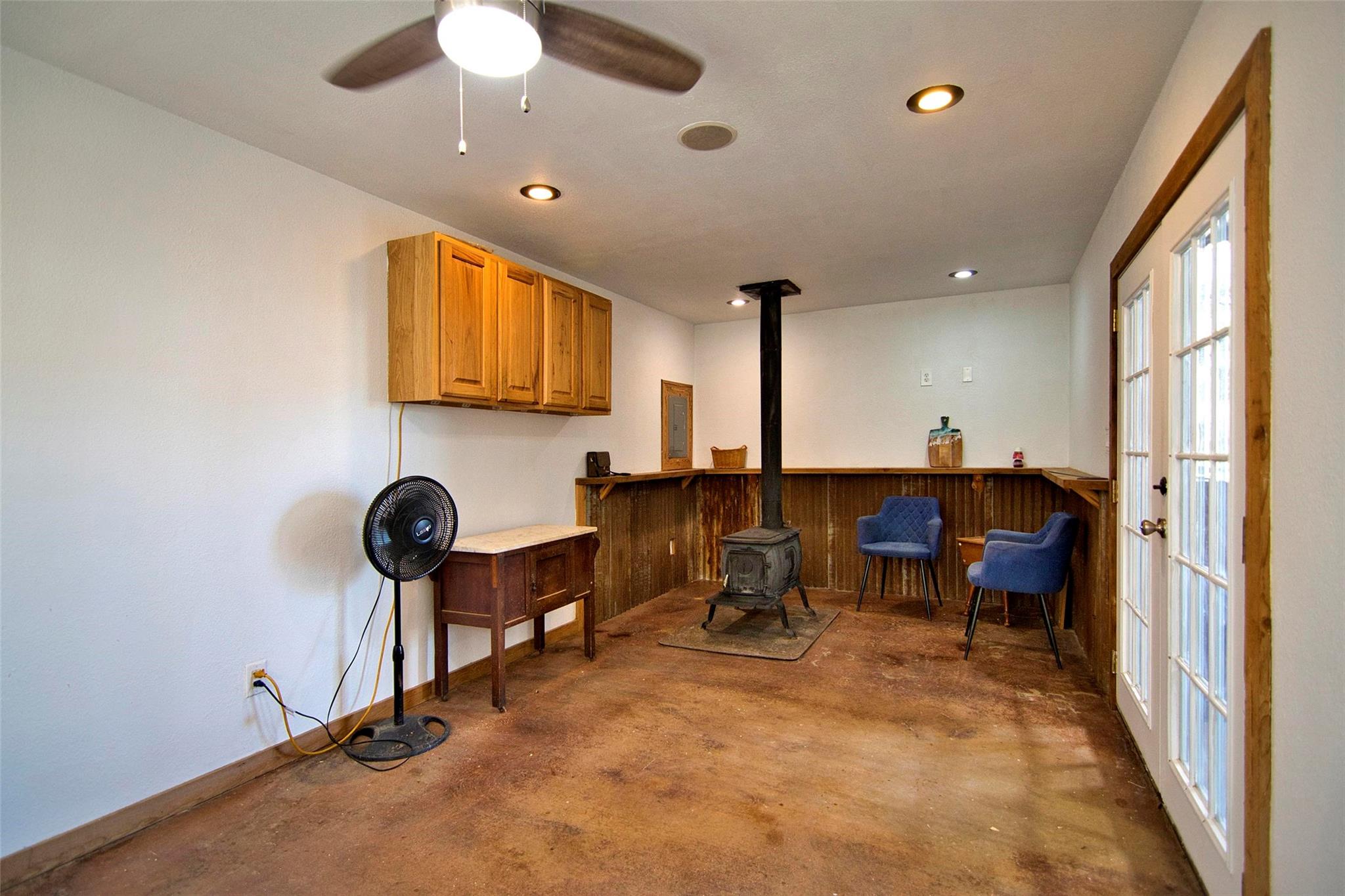 701 CR 316, Llano, TX 78643