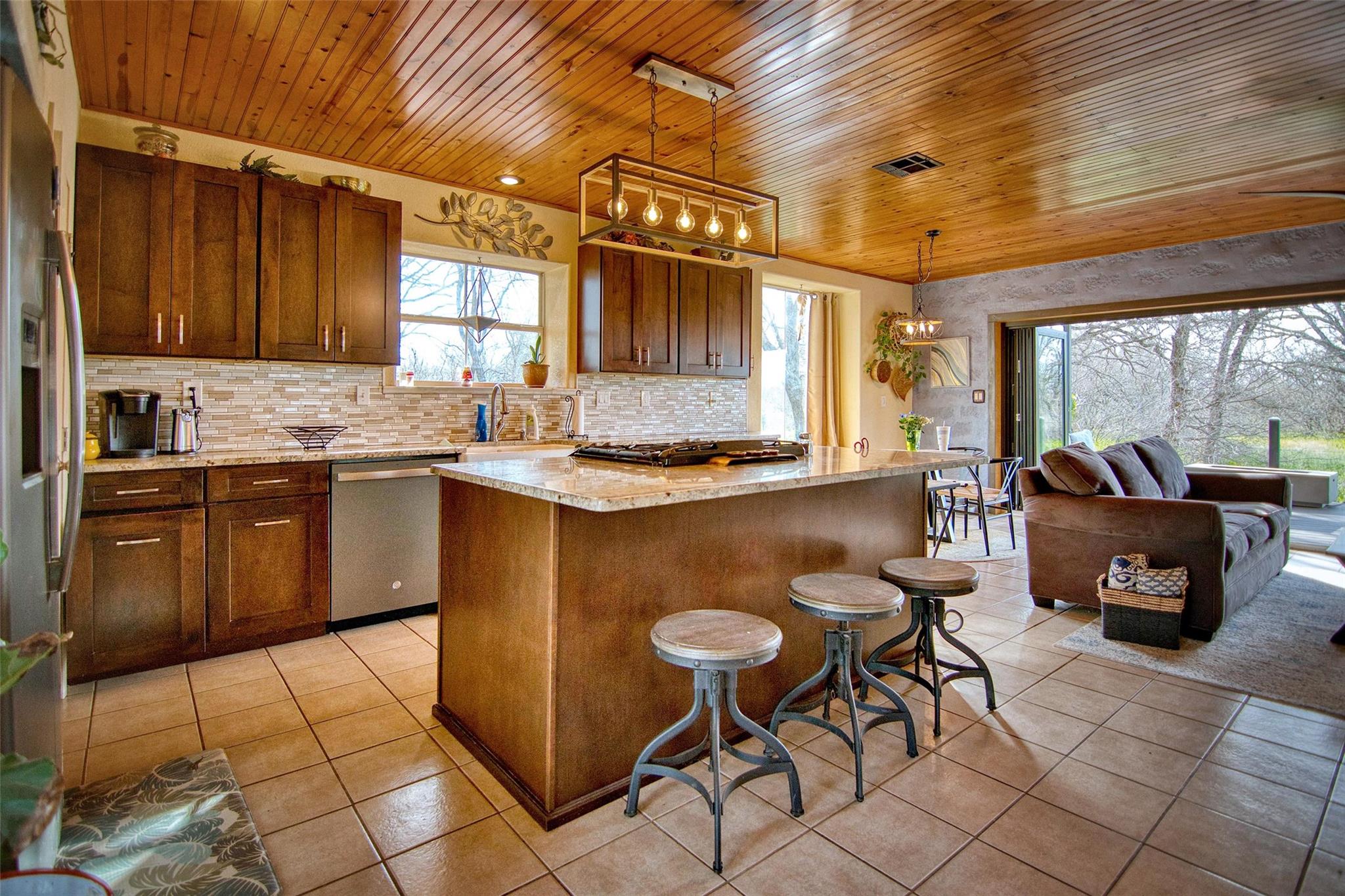 701 CR 316, Llano, TX 78643