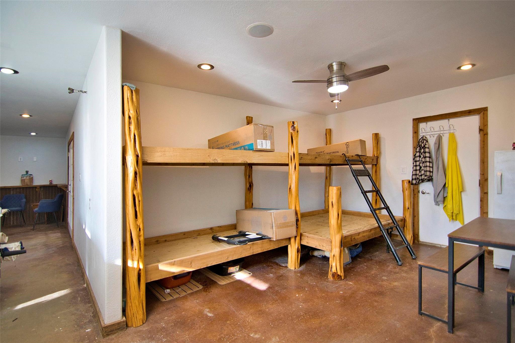 701 CR 316, Llano, TX 78643