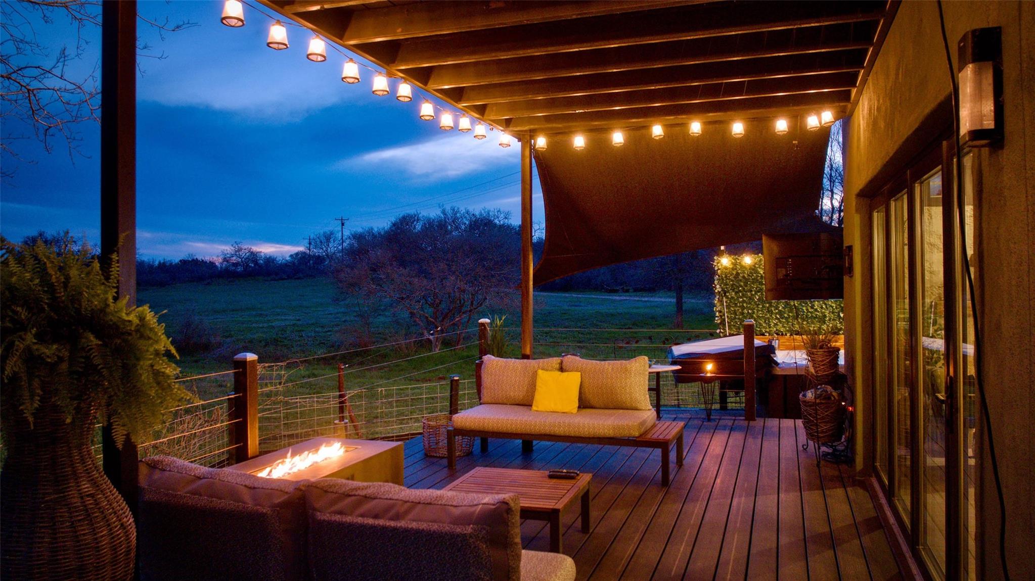 701 CR 316, Llano, TX 78643