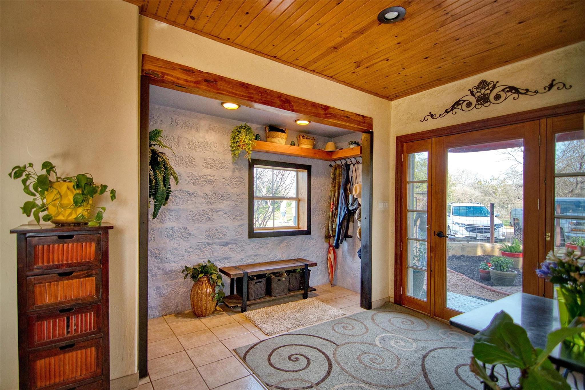 701 CR 316, Llano, TX 78643