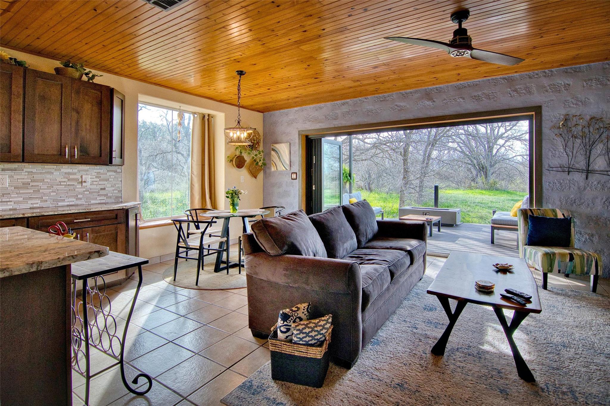 701 CR 316, Llano, TX 78643