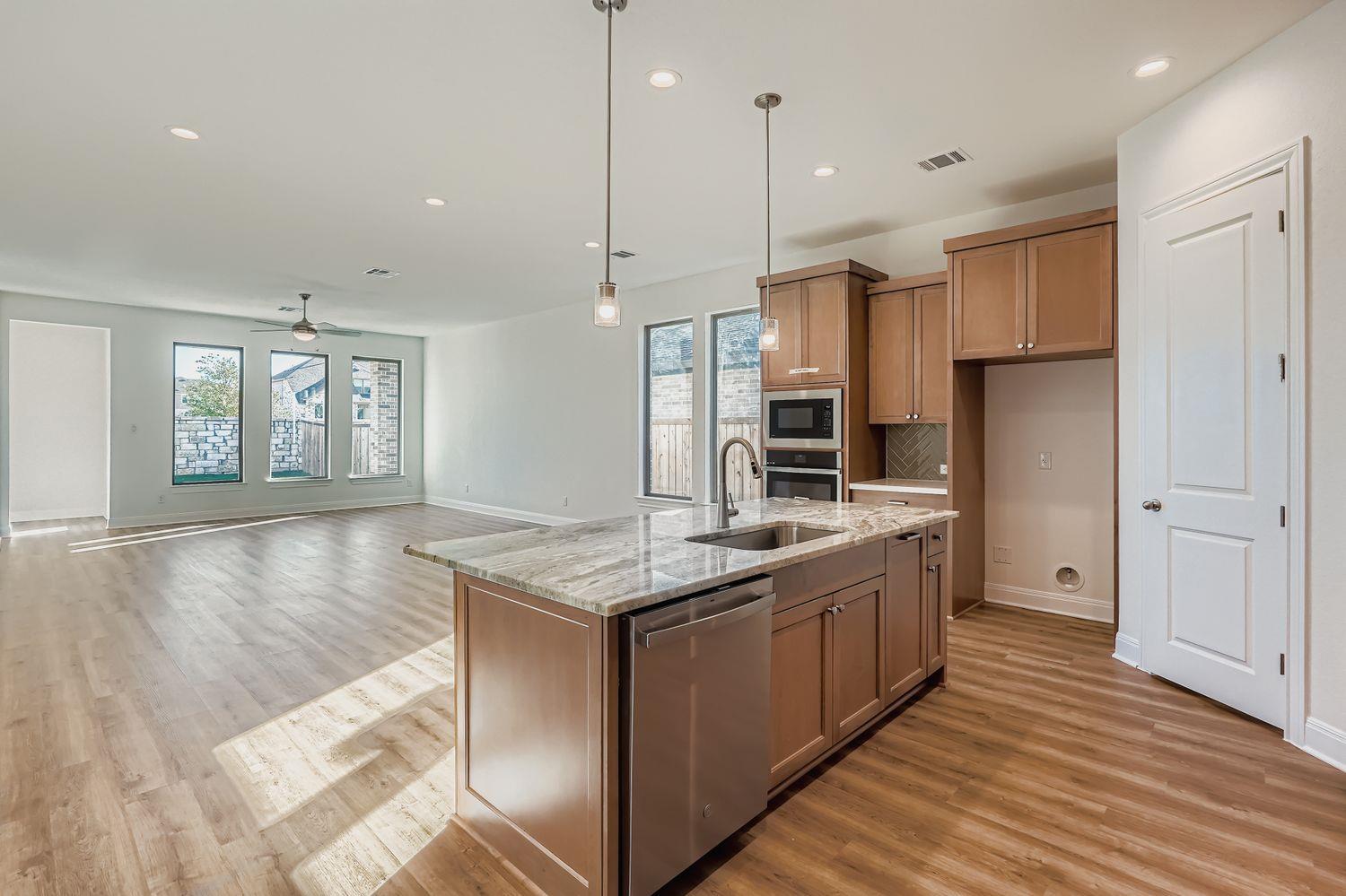 128 Prickly Poppy Loop, Kyle, TX 78640