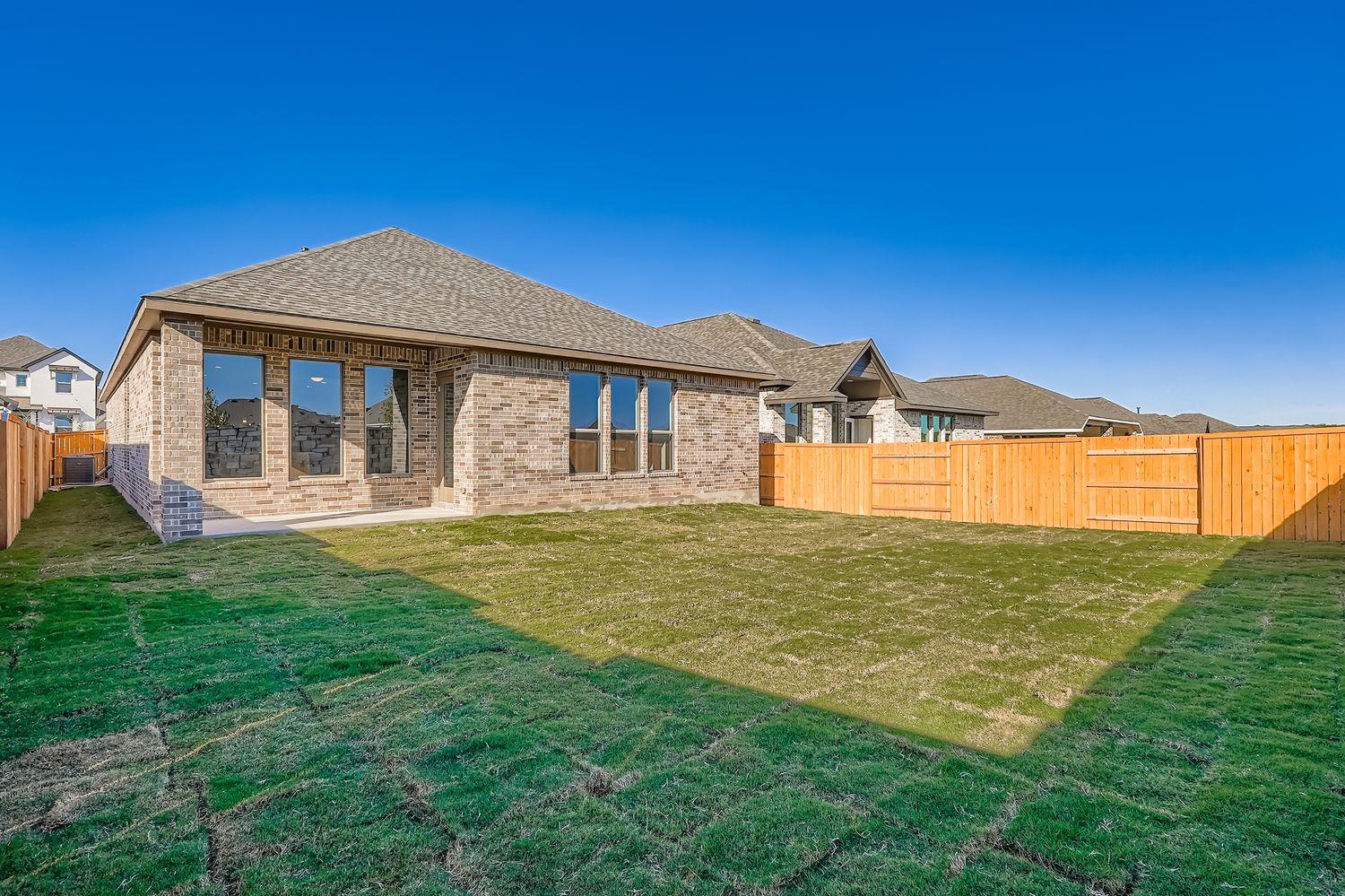 128 Prickly Poppy Loop, Kyle, TX 78640